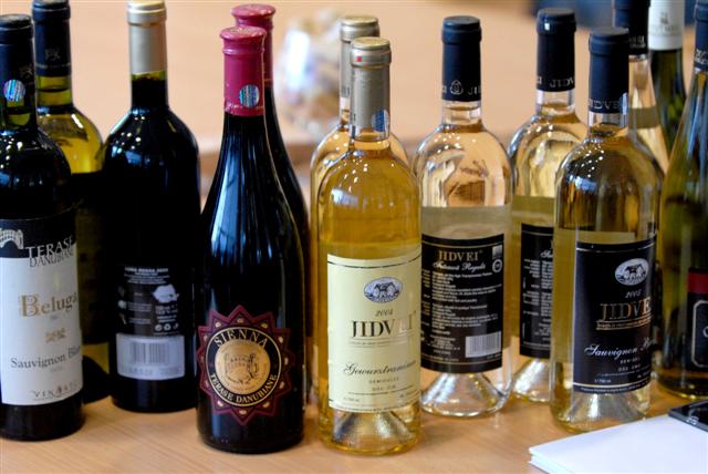 Bernard Pivot şi Mircea Dinescu, despre vin și litere